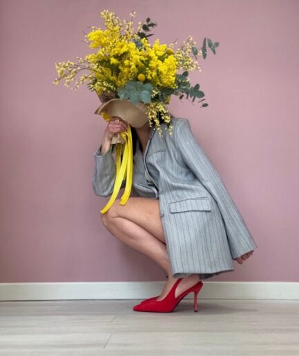 FLOWER GIRL