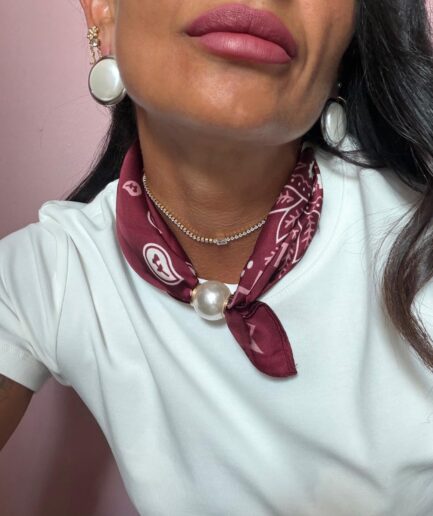 FOULARD GIROCOLLO CON PERLA