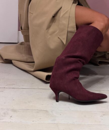 STIVALE ALTO SCAMOSCIATO BORDEAUX 2526
